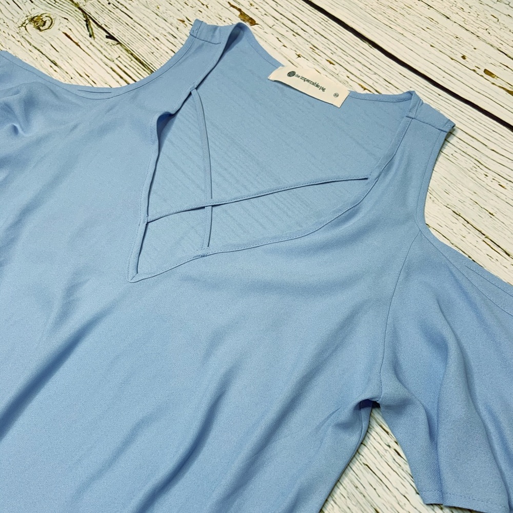 TIP Cold Shoulder Blouse